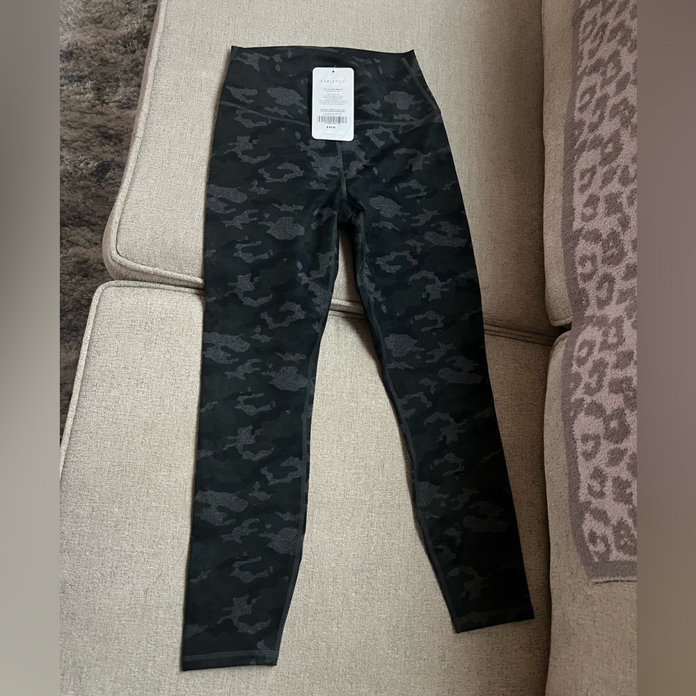Fabletics NWT